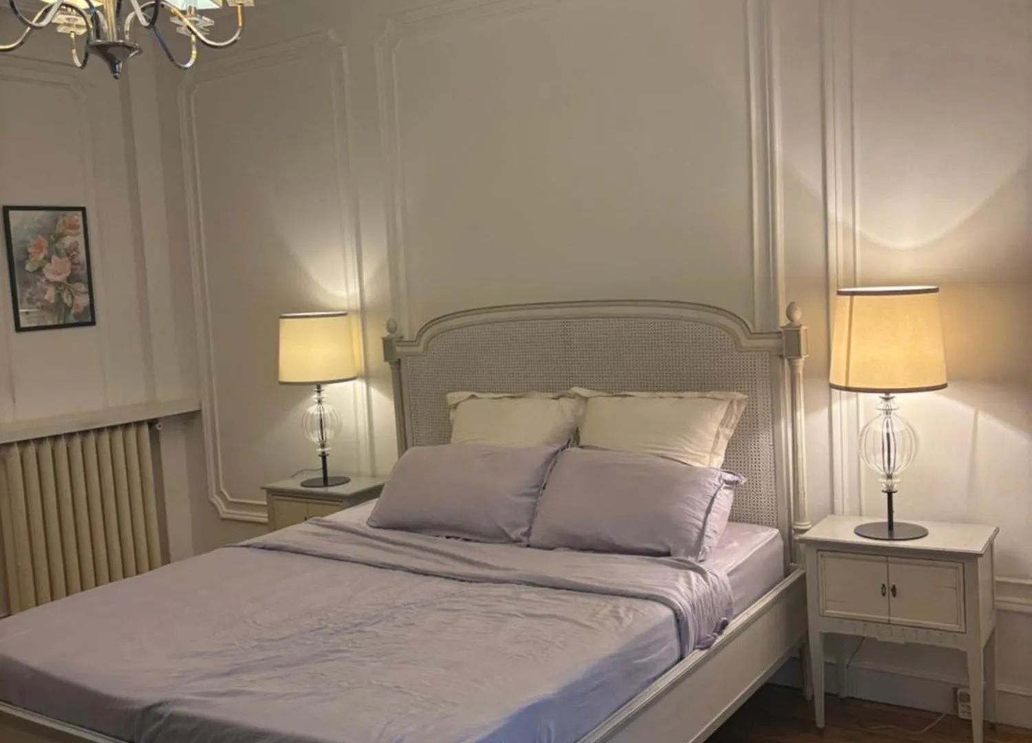 3 Bedroom Eiffel Tower Apartment 巴黎